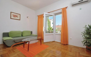 Отель Apartment Orange  Макарска 